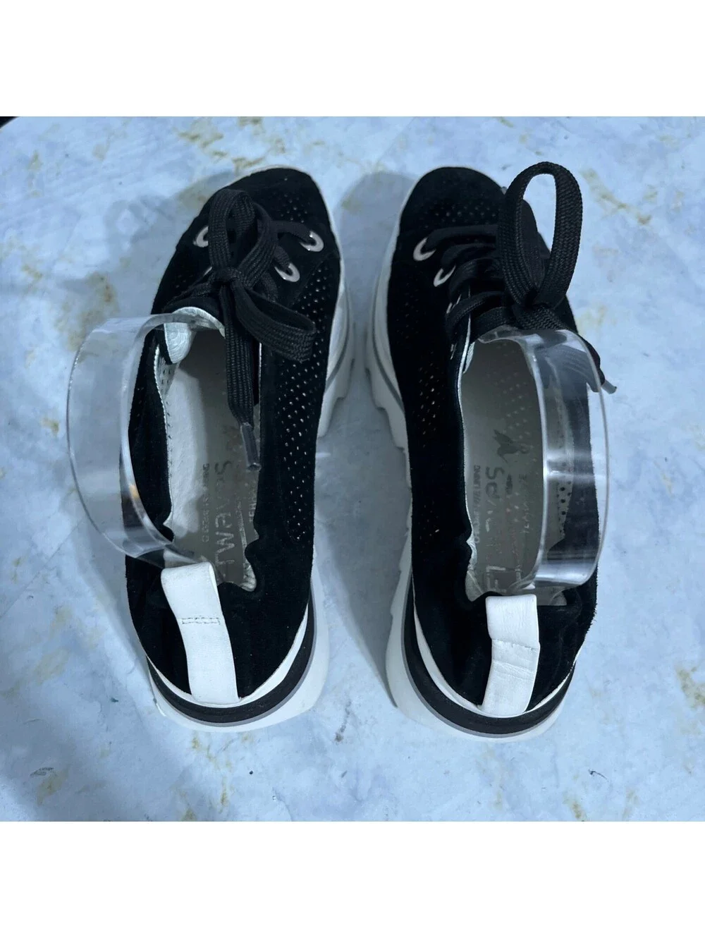 Softwaves Bliss 38 Women's Size 8 Shoes Black White Comfort Platform Sneakers